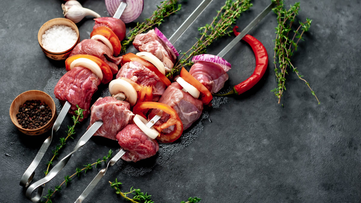 Qual é melhor: carne no espeto ou na grelha? - Blog
